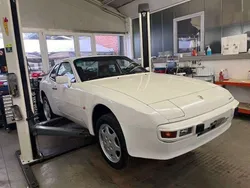 Weiß Gebraucht 1987 Porsche 944 Coupé | 15.900 €