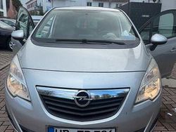 Silber Gebraucht 2012 Opel Meriva Van / Kleinbus | 1.950 € (Superpreis)
