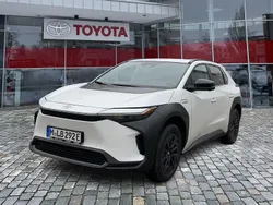 Platinumweiß perlef Gebraucht 2024 Toyota bZ4X SUV | 36.990 € (Etwas zu teuer)
