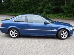 Blau Gebraucht 2000 BMW 323 Coupé | 4.690 € (Guter Preis)