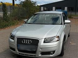 Silber Gebraucht 2004 Audi A3 Sportback Kleinwagen | 2.500 € (Guter Preis)