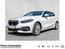 Weiß Gebraucht 2023 BMW 120 Kleinwagen | 24.790 € (Fairer Preis)