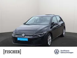 Deep black perleffekt Gebraucht 2023 VW Golf VIII Life Limousine | 22.422 € (Fairer Preis)