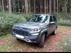 Grau Gebraucht 2022 Lada niva SUV | 14.900 € (Superpreis)