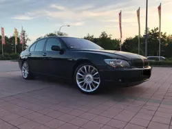 Schwarz Gebraucht 2006 BMW 740 Limousine | 10.000 € (Etwas zu teuer)
