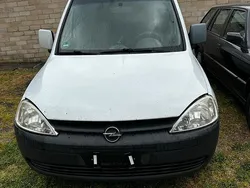 Weiß Gebraucht 2009 Opel Combo Van / Kleinbus | 899 € (Superpreis)