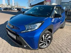 Blau Gebraucht 2022 Toyota Aygo Pulse Kleinwagen | 14.990 € (Fairer Preis)