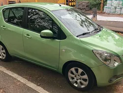 Grün Gebraucht 2008 Opel Agila Kleinwagen | 1.100 €
