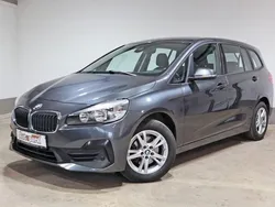 Grau Gebraucht 2018 BMW 216 Gran Tourer Advantage Van / Kleinbus | 9.500 € (Guter Preis)