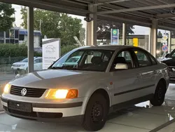 Silber Gebraucht 1997 VW Passat S Limousine | 2.400 € (Fairer Preis)
