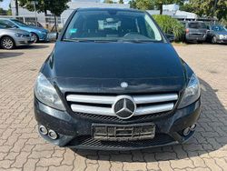 Schwarz Gebraucht 2012 Mercedes B180 Van / Kleinbus | 4.300 € (Superpreis)