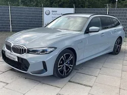 Grau Gebraucht 2024 BMW 330e M Sport Limousine | 44.890 € (Fairer Preis)