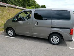 Silber Gebraucht 2018 Nissan NV200 Van | 12.900 € (Etwas zu teuer)