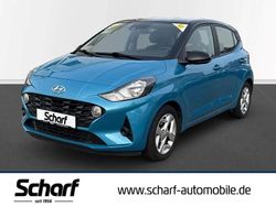 Aqua turquoise/ black / met Gebraucht 2020 Hyundai i10 Trend Kleinwagen | 13.290 € (Etwas zu teuer)