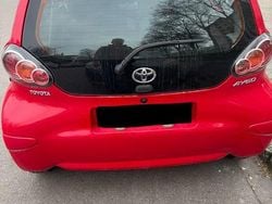 Rot Gebraucht 2009 Toyota Aygo Kleinwagen | 3.800 € (Fairer Preis)