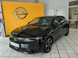Schwarz Gebraucht 2024 Opel Astra Business Elegance Limousine | 25.950 € (Fairer Preis)