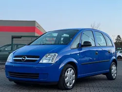 Blau Gebraucht 2003 Opel Meriva Van / Kleinbus | 2.499 € (Etwas zu teuer)