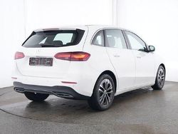 Gebraucht 2024 Mercedes B180 Van / Kleinbus | 31.440 € (Guter Preis)