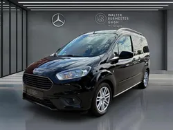 Schwarz Gebraucht 2018 Ford Tourneo Courier Van / Kleinbus | 11.990 € (Fairer Preis)