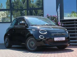 Onyxschwarz Gebraucht 2021 Fiat 500e Limousine | 10.900 €