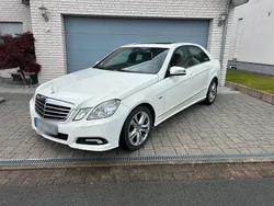Weiß Gebraucht 2009 Mercedes E350 Limousine | 9.500 € (Fairer Preis)