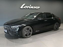 Schwarz Gebraucht 2023 Mercedes A180 AMG Limousine | 45.900 €