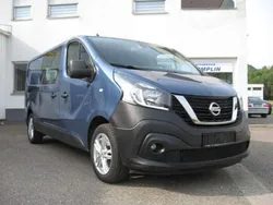 Deepblue metallic Gebraucht 2021 Nissan Primastar Comfort Van / Kleinbus | 18.700 €