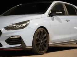 Blau Gebraucht 2018 Hyundai i30 N Performance Limousine | 20.500 € (Fairer Preis)
