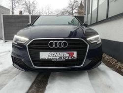 Kosmosblau Gebraucht 2018 Audi A3 Sportback Kleinwagen | 14.999 € (Fairer Preis)