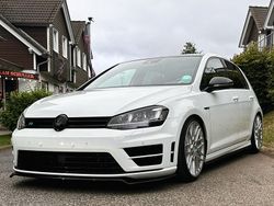 Weiß Gebraucht 2016 VW Golf VII R Limousine | 24.999 € (Teuer)