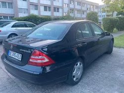 Schwarz Gebraucht 2004 Mercedes C180 Classic Limousine | 2.100 € (Guter Preis)