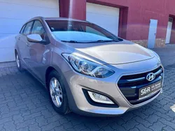 Weiß Gebraucht 2017 Hyundai i30 Kombi | 8.990 € (Superpreis)