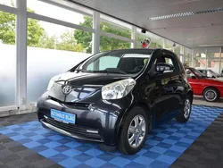 Schwarz Gebraucht 2009 Toyota iQ Kleinwagen | 6.990 € (Fairer Preis)