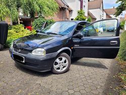 Schwarz Gebraucht 1999 Opel Corsa Edition Limousine | 1.099 € (Fairer Preis)
