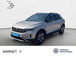 Ivory silver metallic/schwarz Gebraucht 2024 VW T-Roc Move SUV | 30.690 € (Fairer Preis)