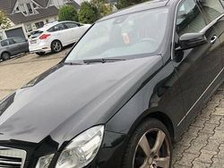Schwarz Gebraucht 2010 Mercedes E500 Limousine | 15.000 € (Guter Preis)