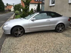 Silber Gebraucht 2007 Mercedes CLK200 Elegance Cabrio | 9.500 € (Fairer Preis)