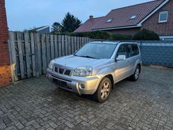 Silber Gebraucht 2005 Nissan X-Trail SUV | 2.000 € (Guter Preis)