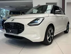 Pure white pearl metallic mine Neu 2025 Suzuki Swift Comfort+ Kleinwagen | 22.290 €