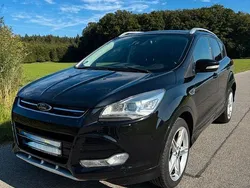 Schwarz Gebraucht 2015 Ford Kuga Titanium SUV | 8.300 € (Teuer)