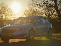 Silber Gebraucht 2014 Opel Insignia Kombi | 7.000 € (Guter Preis)