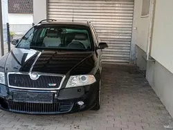 Schwarz Gebraucht 2009 Skoda Octavia RS Kombi | 3.900 € (Superpreis)