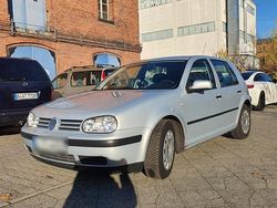 Silber Gebraucht 2000 VW Golf Limousine | 3.550 € (Teuer)