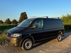 Schwarz Gebraucht 2015 VW T5 Van | 16.000 € (Guter Preis)