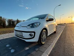 Weiß Gebraucht 2013 VW up! Kleinwagen | 6.000 € (Fairer Preis)