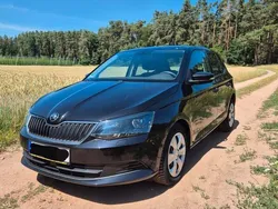 Schwarz Gebraucht 2016 Skoda Fabia Ambition Kleinwagen | 8.900 € (Fairer Preis)