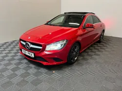 Rot Gebraucht 2015 Mercedes CLA200 Urban Limousine | 18.990 € (Guter Preis)