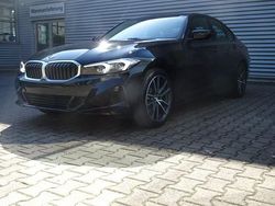 Schwarz (schwarz ii) Neu 2025 BMW 330e Efficient Dynamics Limousine | 47.670 €