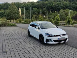 Weiß Gebraucht 2019 VW Golf VII GTI Limousine | 19.900 € (Superpreis)