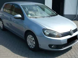 Blau Gebraucht 2009 VW Golf VI Trendline Limousine | 1.800 €